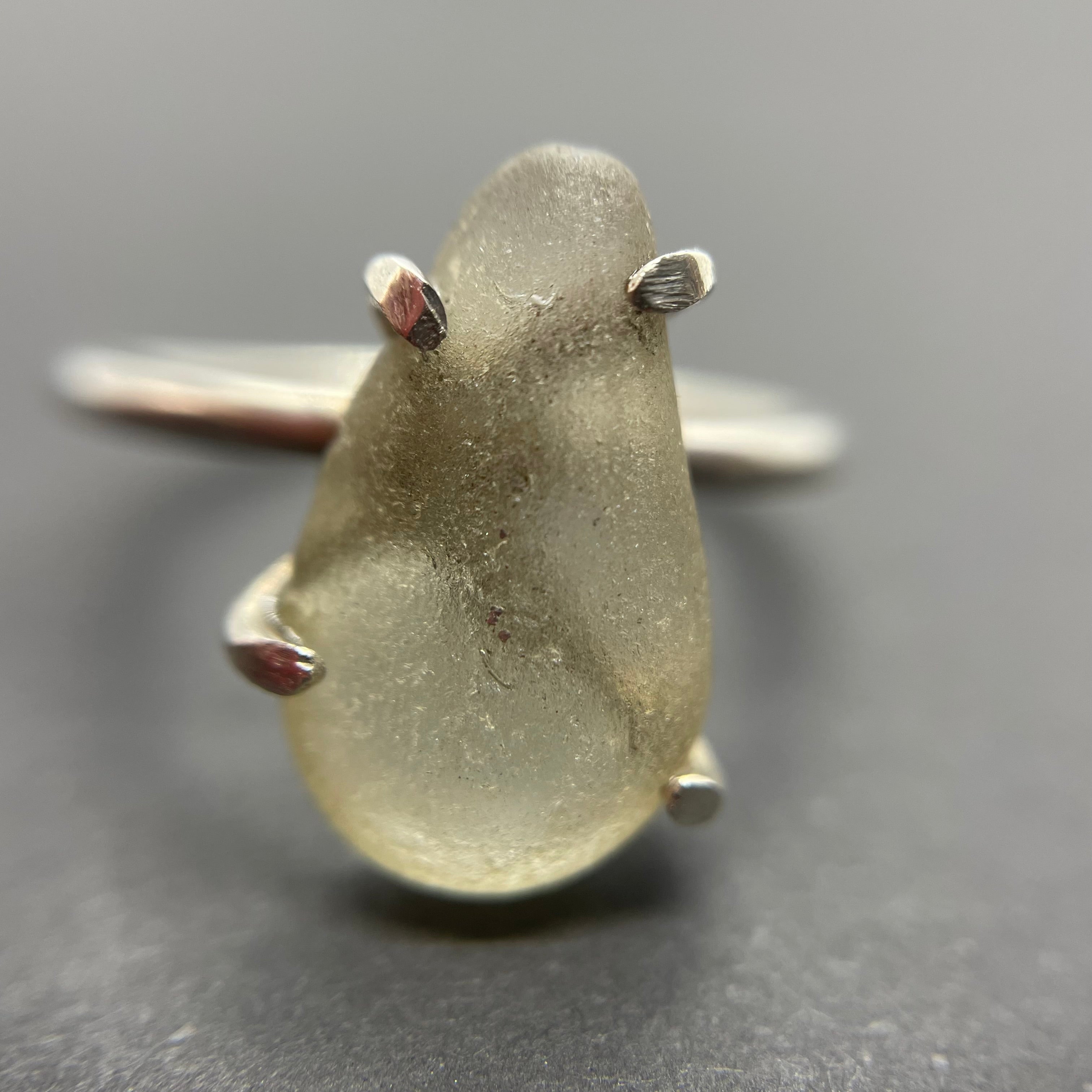 Sea Glass Claw Ring (UK N)