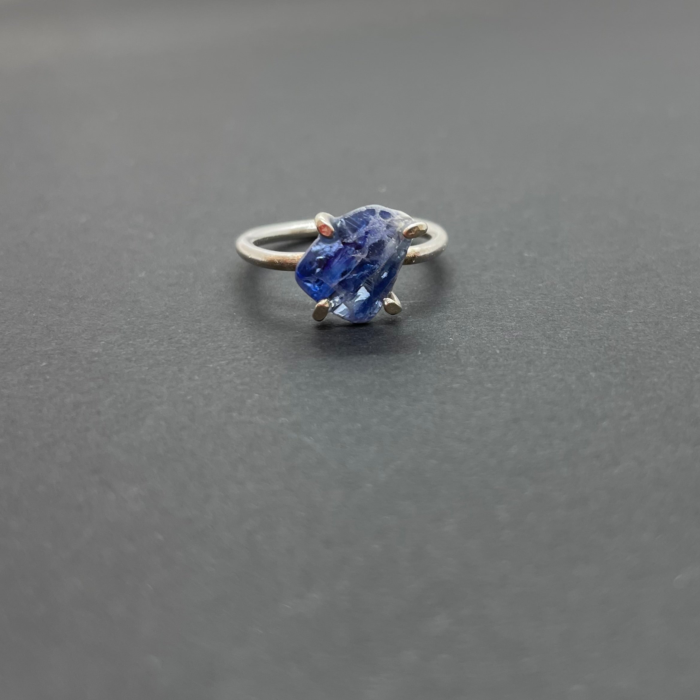 Kyanite Claw Ring (UK I)