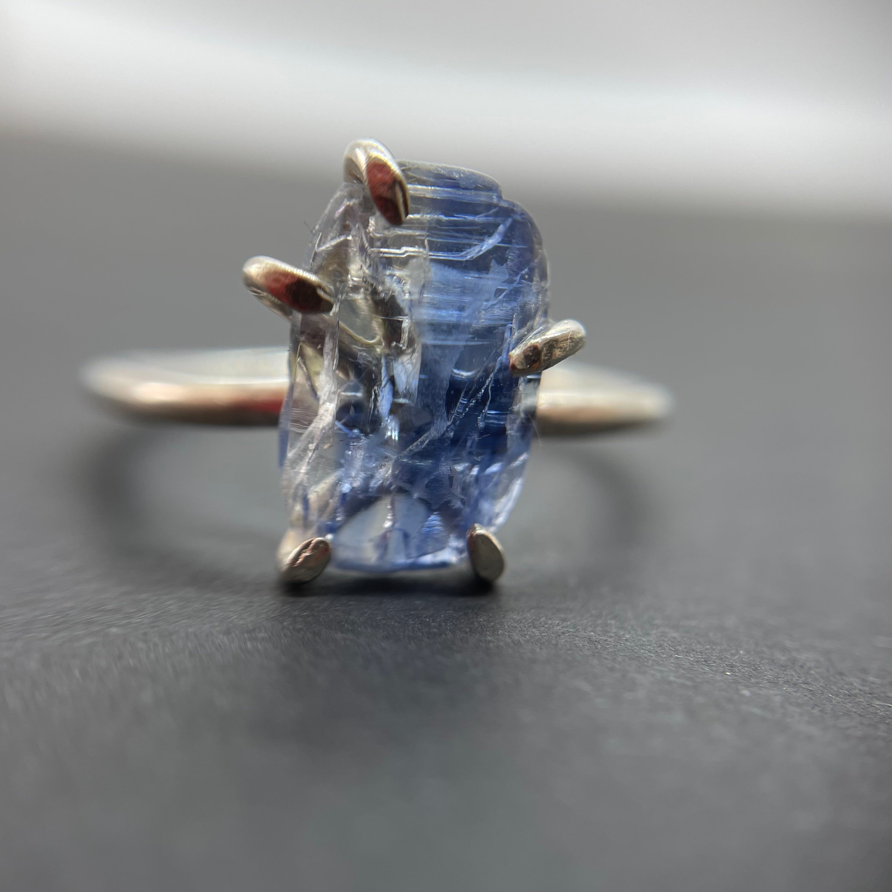Kyanite Claw Ring (UK Q)