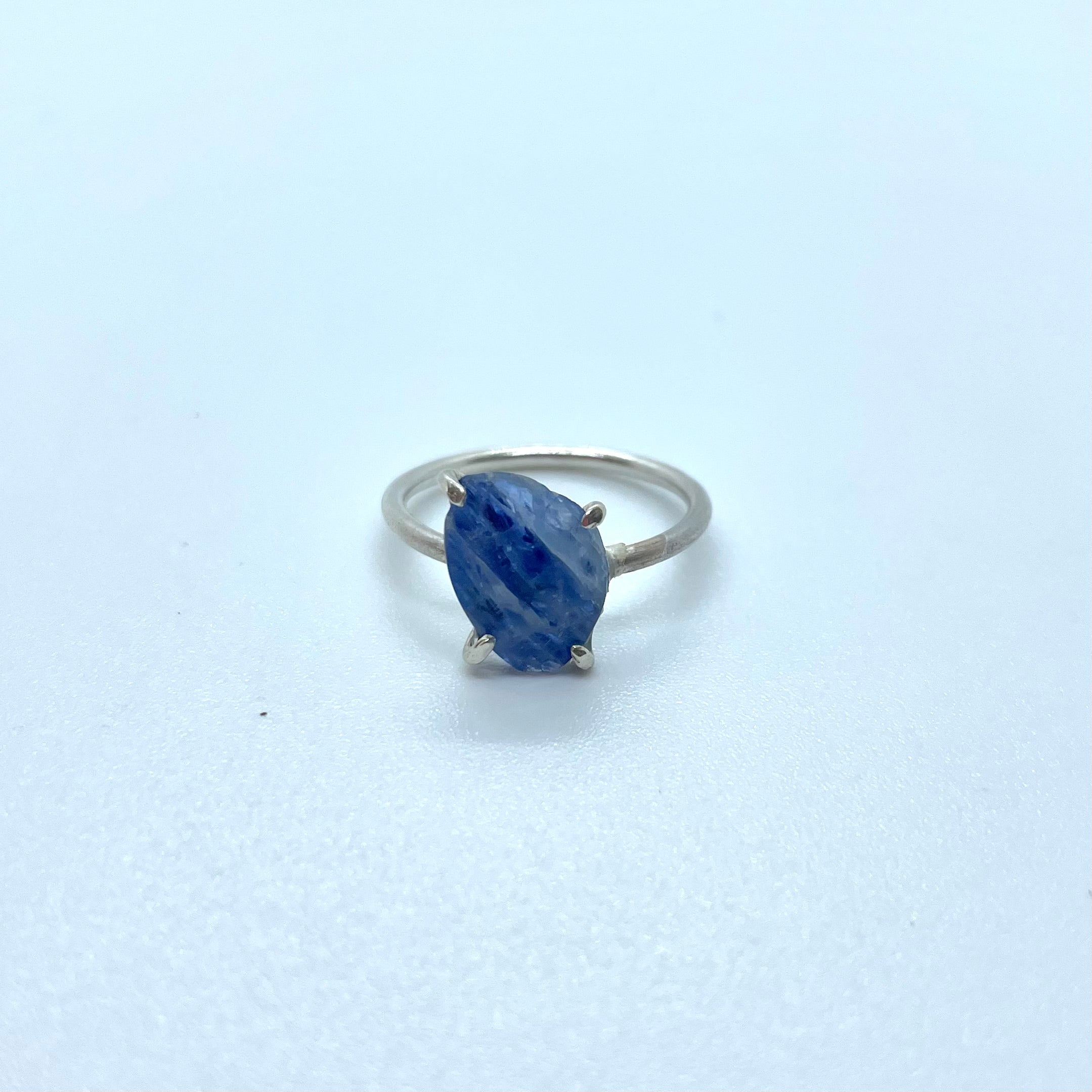 Kyanite Claw Ring (UK N)